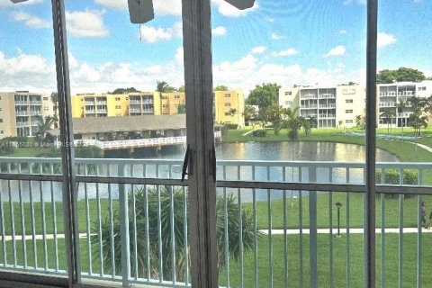 Condominio en venta en Dania Beach, Florida, 2 dormitorios, 106.28 m2 № 1892902 - foto 7