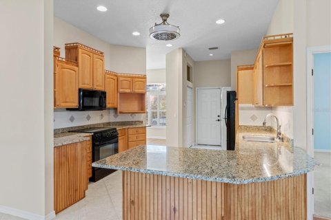 Villa ou maison à vendre à Homosassa, Floride: 3 chambres, 169.36 m2 № 1556165 - photo 2