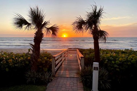 Condominio en venta en Indialantic, Florida, 3 dormitorios, 184.88 m2 № 2147413 - foto 3