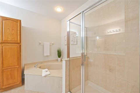 House in Venice, Florida 3 bedrooms, 182.55 sq.m. № 1346359 - photo 15