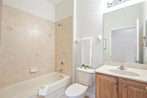 House in Venice, Florida 3 bedrooms, 182.55 sq.m. № 1346359 - photo 21