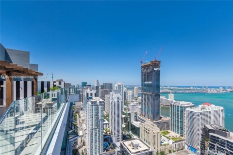Condominio en venta en Miami, Florida, 3 dormitorios, 119.01 m2 № 1703134 - foto 29