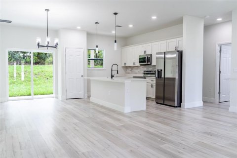 Casa en venta en Citrus Springs, Florida, 3 dormitorios, 142.05 m2 № 2234226 - foto 5
