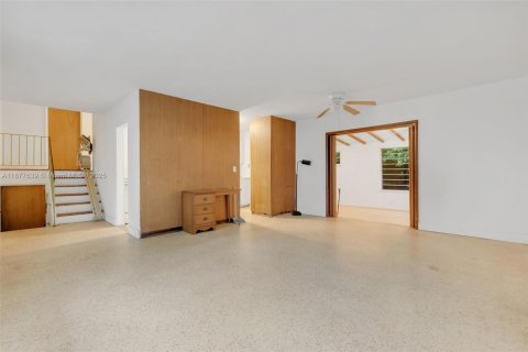 Купить виллу или дом в Майами, Флорида 3 спальни, 204.94м2, № 1930726 - фото 4