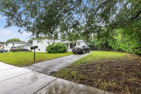 Купить виллу или дом в Майами, Флорида 3 спальни, 204.94м2, № 1930726 - фото 2