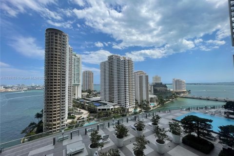 Copropriété à louer à Miami, Floride: 2 chambres, 121.98 m2 № 1644811 - photo 2