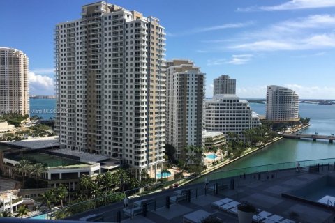 Copropriété à louer à Miami, Floride: 2 chambres, 121.98 m2 № 1644811 - photo 4