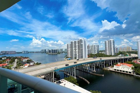 Condo in Sunny Isles Beach, Florida, 1 bedroom № 2181111