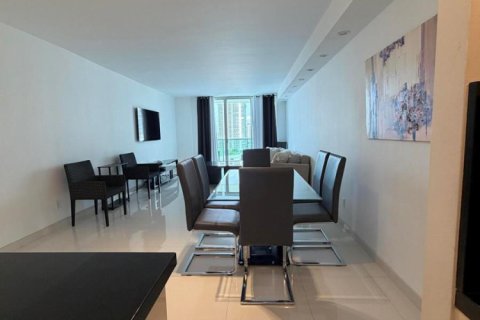 Condo in Sunny Isles Beach, Florida, 1 bedroom № 2181111 - photo 13