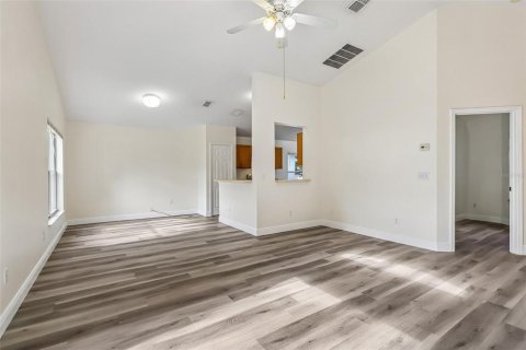 Casa en venta en Orlando, Florida, 3 dormitorios, 116.41 m2 № 2414911 - foto 5