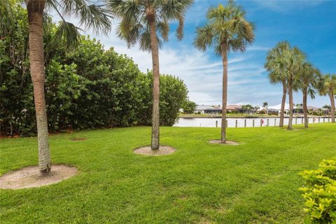 Condo in Punta Gorda, Florida, 2 bedrooms  № 1835172 - photo 25