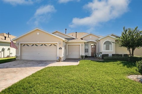 Casa en venta en Ocala, Florida, 3 dormitorios, 194.44 m2 № 1904752 - foto 1