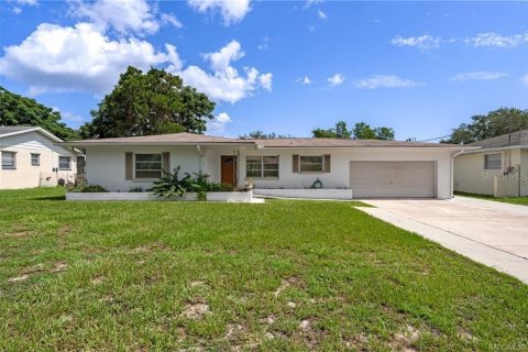 Villa ou maison à vendre à Inverness, Floride: 2 chambres, 107.12 m2 № 1813812 - photo 1