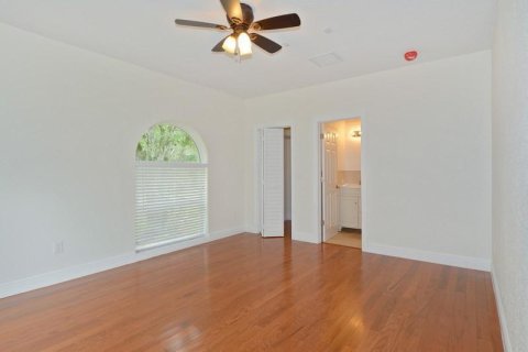 House in Loxahatchee Groves, Florida 6 bedrooms, 308.16 sq.m. № 2175948 - photo 8