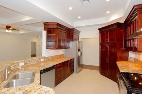 House in Loxahatchee Groves, Florida 6 bedrooms, 308.16 sq.m. № 2175948 - photo 3