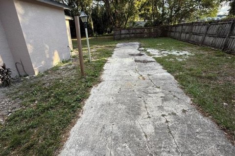 Casa en venta en Leesburg, Florida, 4 dormitorios, 187.2 m2 № 1450030 - foto 25