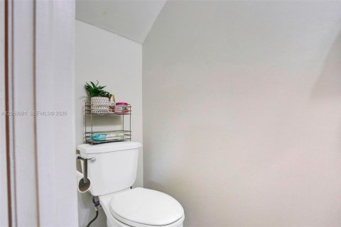 Touwnhouse à louer à Miami, Floride: 2 chambres, 99.96 m2 № 2169020 - photo 20