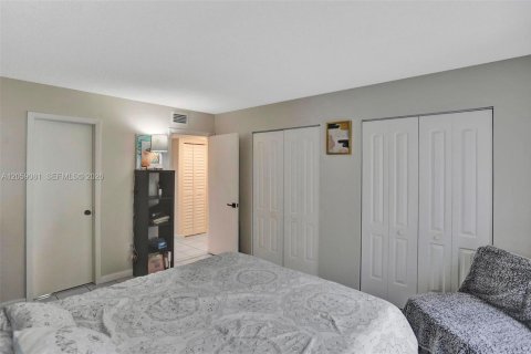 Touwnhouse à louer à Miami, Floride: 2 chambres, 99.96 m2 № 2169020 - photo 27