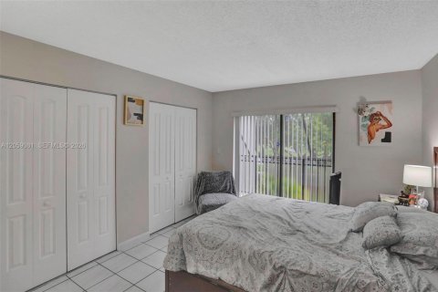 Touwnhouse à louer à Miami, Floride: 2 chambres, 99.96 m2 № 2169020 - photo 28