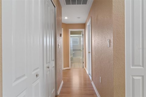 House in Brooksville, Florida 4 bedrooms, 163.69 sq.m. № 2203695 - photo 26