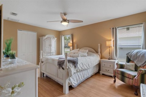 House in Brooksville, Florida 4 bedrooms, 163.69 sq.m. № 2203695 - photo 20