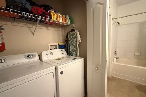 Condo in Orlando, Florida, 1 bedroom  № 2222235 - photo 10