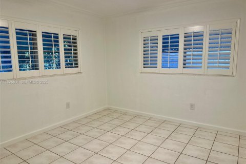 Villa ou maison à louer à Miami, Floride: 1 chambre, 55.74 m2 № 1985917 - photo 7