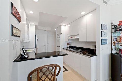 Condominio en venta en Aventura, Florida, 3 dormitorios, 244.33 m2 № 1978519 - foto 10