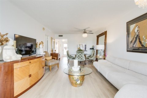 Copropriété à louer à Margate, Floride: 1 chambre, 68.65 m2 № 1877743 - photo 12