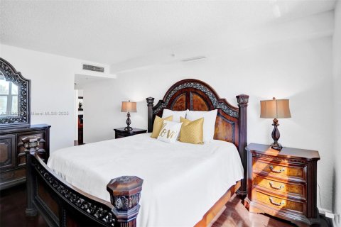 Copropriété à louer à Hollywood, Floride: 1 chambre, 77.57 m2 № 1821735 - photo 7