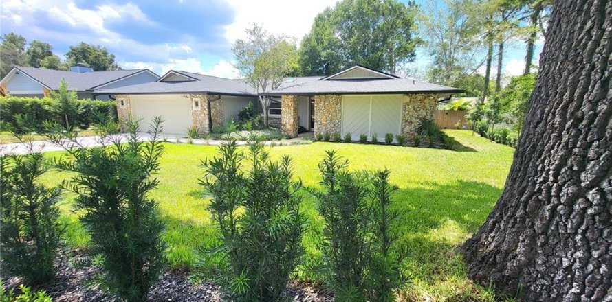 House in Longwood, Florida 3 bedrooms, 175.03 sq.m. № 1888560