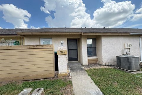 Copropriété à louer à Orlando, Floride: 2 chambres, 83.8 m2 № 1910695 - photo 1