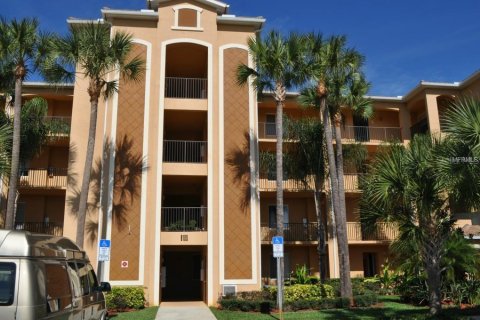 Condominio en alquiler en Bradenton, Florida, 2 dormitorios, 107.4 m2 № 1525791 - foto 1