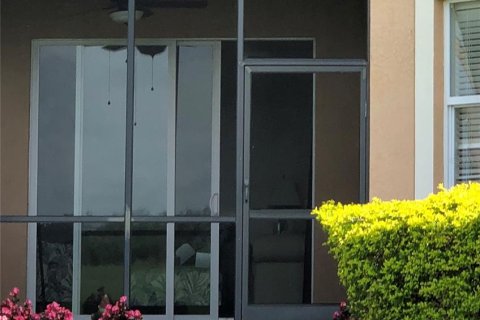 Condominio en alquiler en Bradenton, Florida, 2 dormitorios, 107.4 m2 № 1525791 - foto 29