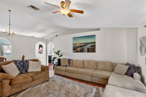Casa en venta en Orlando, Florida, 3 dormitorios, 117.43 m2 № 2199024 - foto 12