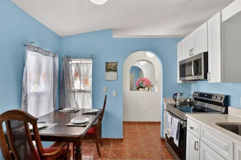 Casa en venta en Orlando, Florida, 3 dormitorios, 117.43 m2 № 2199024 - foto 5