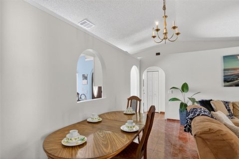 Casa en venta en Orlando, Florida, 3 dormitorios, 117.43 m2 № 2199024 - foto 9