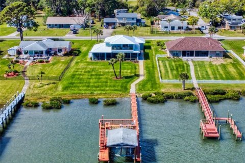 House in Edgewater, Florida 3 bedrooms, 246.56 sq.m. № 1583871 - photo 2