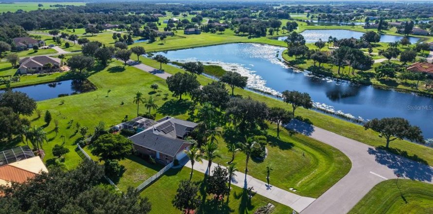 Casa en Parrish, Florida 3 dormitorios, 185.62 m2 № 2428759