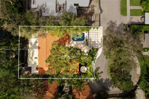 Villa ou maison à vendre à Miami, Floride: 4 chambres, 303.51 m2 № 1932796 - photo 28