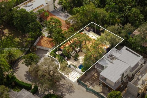Villa ou maison à vendre à Miami, Floride: 4 chambres, 303.51 m2 № 1932796 - photo 29