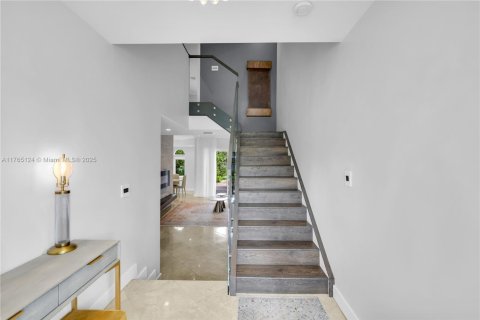 Casa en venta en Aventura, Florida, 4 dormitorios, 216.46 m2 № 1863832 - foto 4