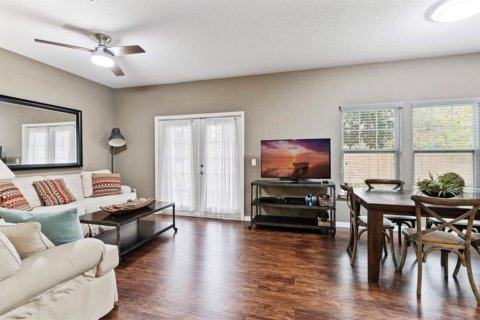 Touwnhouse à vendre à Kissimmee, Floride: 4 chambres, 157.38 m2 № 2409787 - photo 7