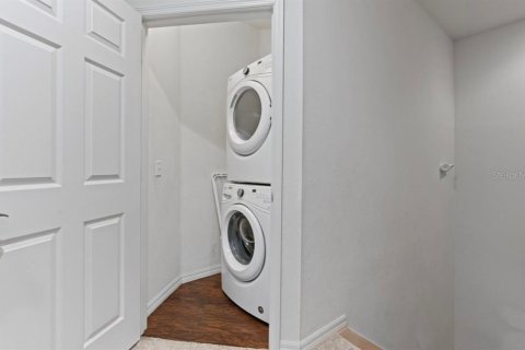 Touwnhouse à vendre à Kissimmee, Floride: 4 chambres, 157.38 m2 № 2409787 - photo 19