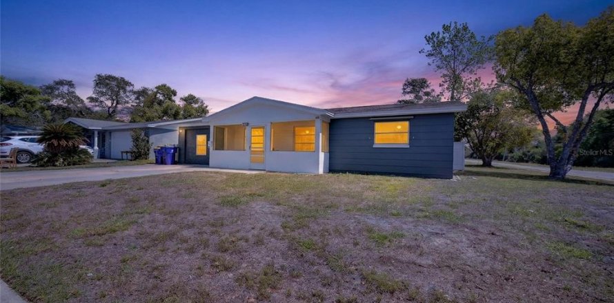 Casa en Holiday, Florida 3 dormitorios, 138.61 m2 № 2108133