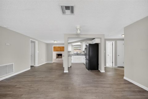 Casa en venta en Holiday, Florida, 3 dormitorios, 138.61 m2 № 2108133 - foto 8