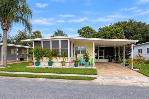 Appartement à Largo, Floride 2 chambres, 95.88 m2 № 2426024