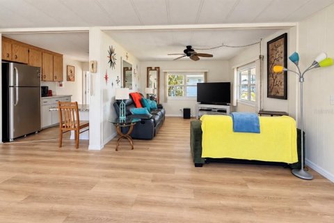 Appartement à louer à Largo, Floride: 2 chambres, 95.88 m2 № 2426024 - photo 5