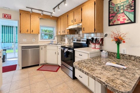 Appartement à louer à Largo, Floride: 2 chambres, 95.88 m2 № 2426024 - photo 19