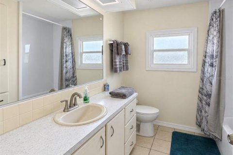 Appartement à louer à Largo, Floride: 2 chambres, 95.88 m2 № 2426024 - photo 9